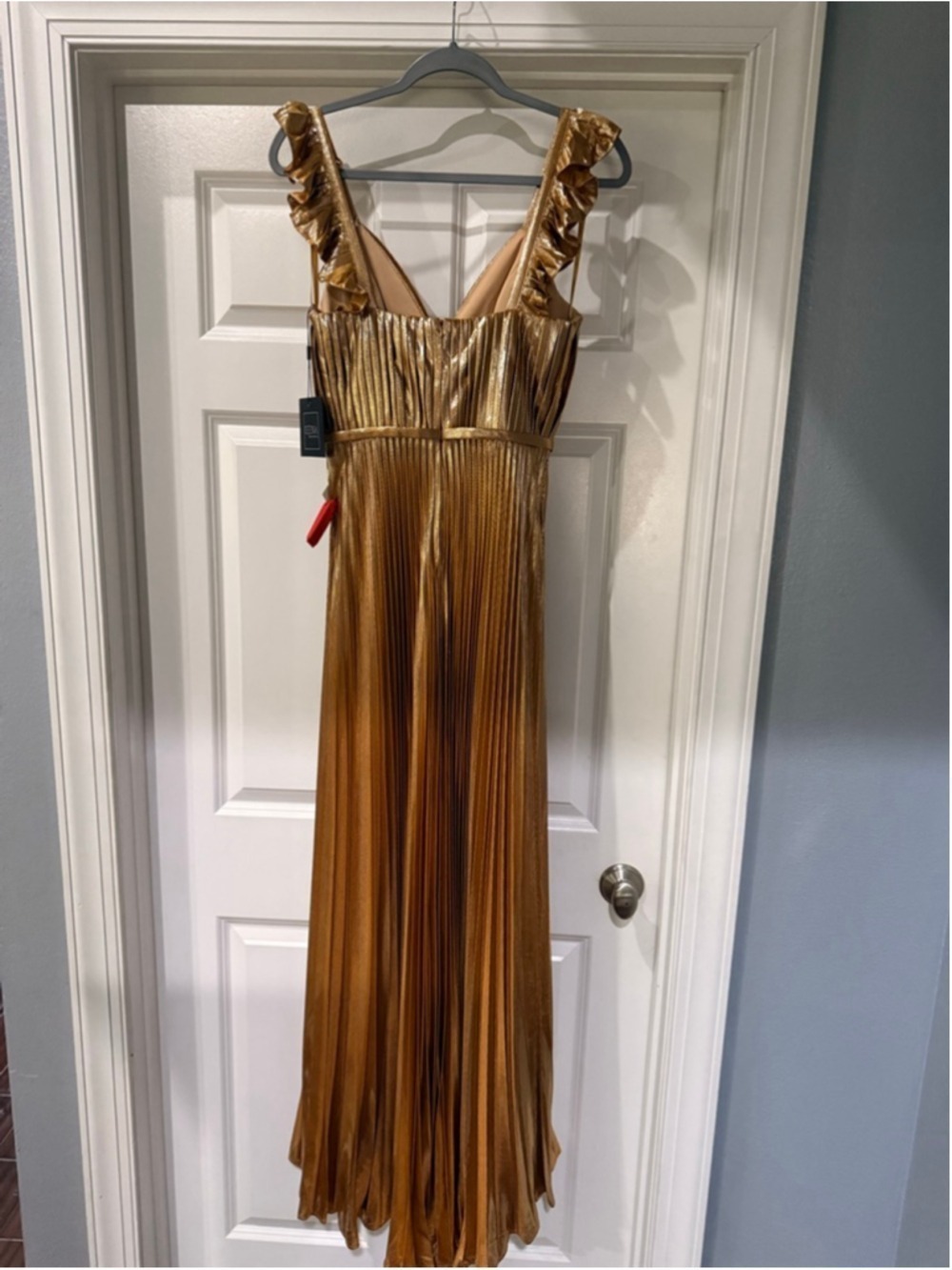 Women's Mac Duggal Gold Pleated Ruffled Maxi Dress Size 2 - Picture 10 of 11